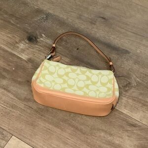 Coach Women's Yellow and Tan Shoulder Bag